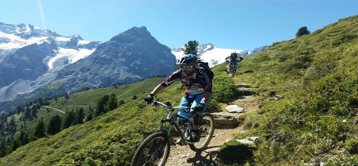mountain-bike-ebike-enduro-passo-stelvio-mtb-ebike