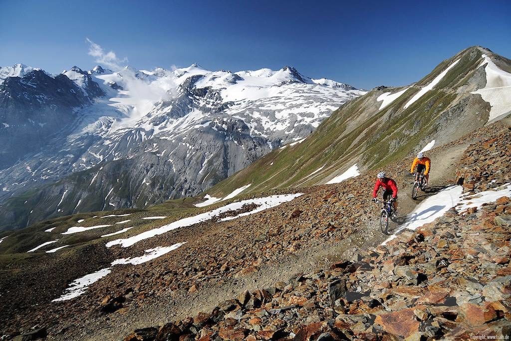 viaggi sport mtb enduro stelvio goldsee foto copyright Ralf Glaser