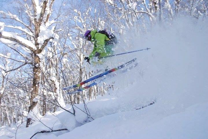 SVG, Vettoriale - Snowboard Con Attacchi Cinghia-in E Un Pad Antiscivolo.  Neve Impianti Di Aria Estremo Velocità Fresco. Inverno Stile Di Vita  Sciatore Salto. Attivo Azione Freddo Bordo Sci Ricreazione Viaggi  Avventura..