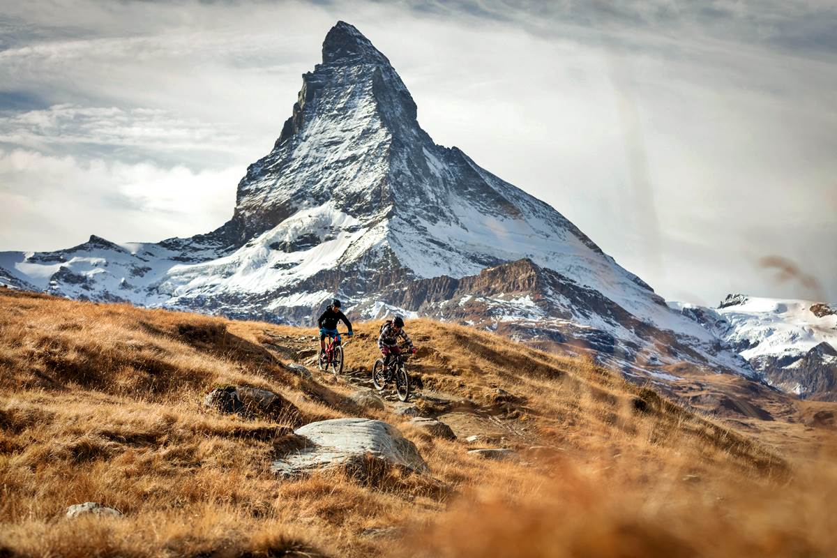 Mountain Bike Svizzera Mtb Enduro Ebike Tour Copyright Zermatt Tourismus photo Pascal Gertschen