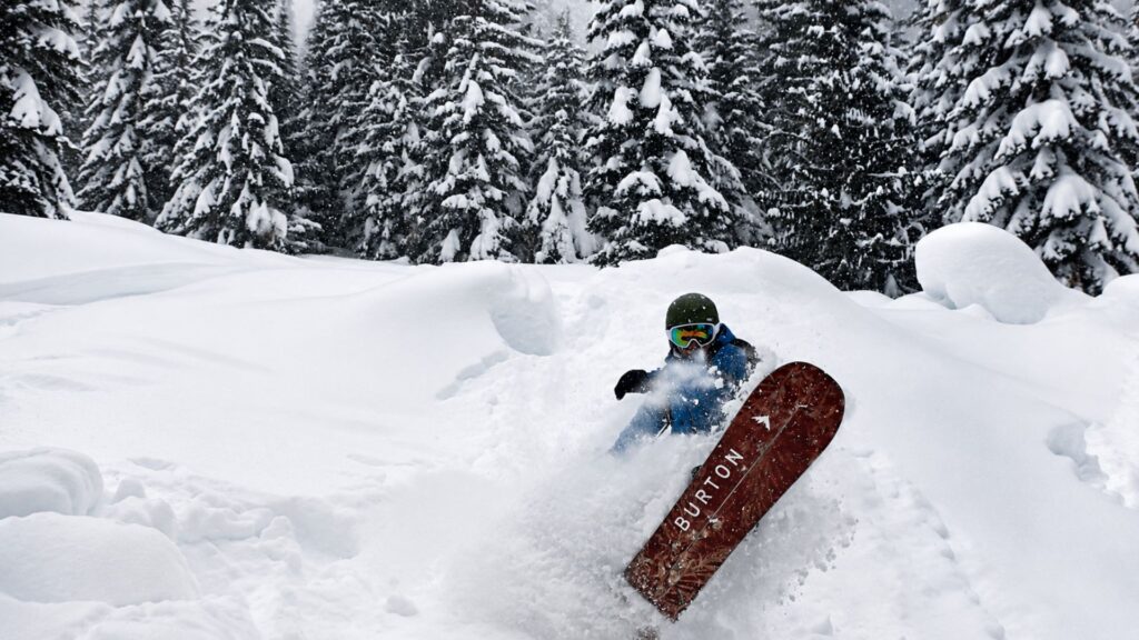 snowboard freeride in canada splitboard powder neve fresca